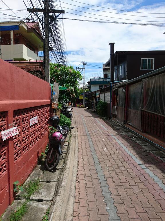 Thapae Gate Lodge Chiang Mai Esterno foto